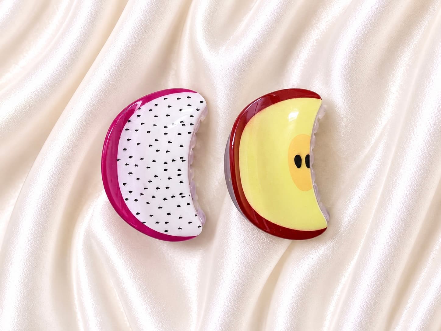 Fruit-Inspired Hair Claw Clip Set – Dragon Fruit & Yellow Apple